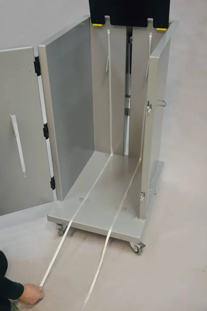 DSC_3347 Handpress dra banden i botten av kammaren 1.webp